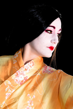 Geisha在和服