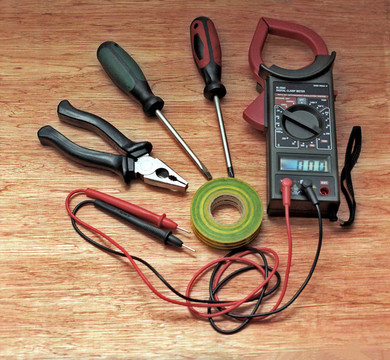 木質(zhì)表面電工工具