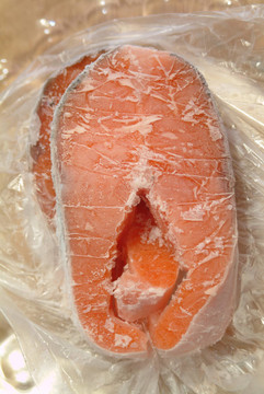 冷凍鮭魚(yú)牛排