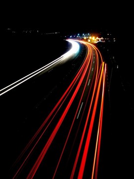 夜間交通燈