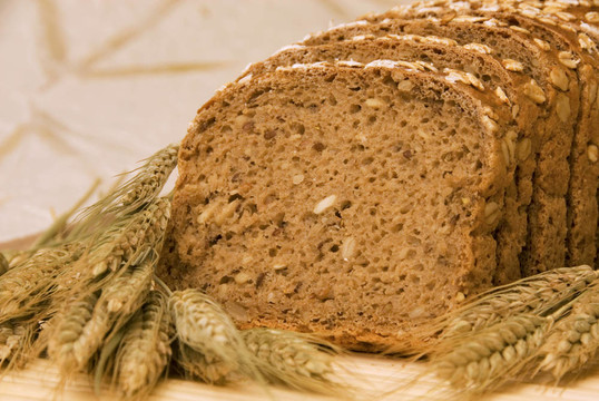 面包片和天然谷物/ brotscheiben dekoriert MIT GE