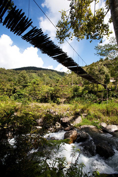 掛橋山河
