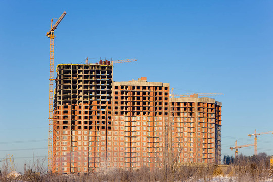 新建大房子的建設(shè)