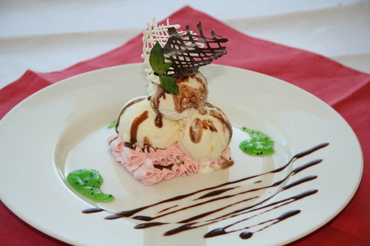 冰淇淋甜點