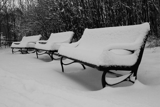 雪地長(zhǎng)椅