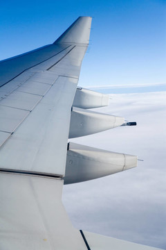 飛機(jī)機(jī)翼