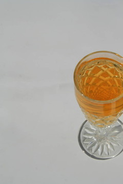 Crystal Glass喝一杯