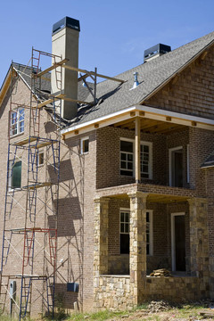 磚和石頭的家庭建設(shè)