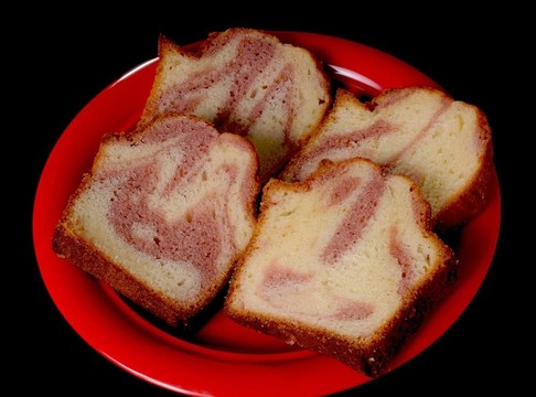 草莓甜面包
