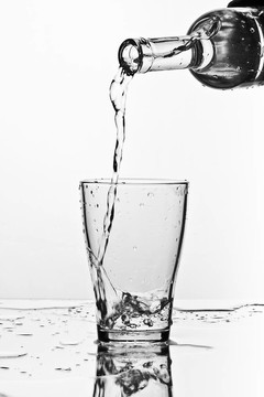 澆注水玻璃