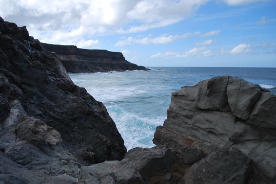 海墻