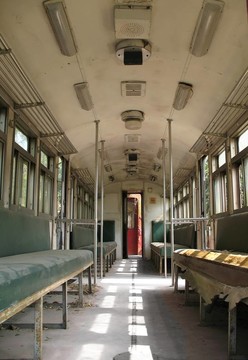 老火車內(nèi)部