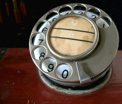 老式電話撥號(hào)