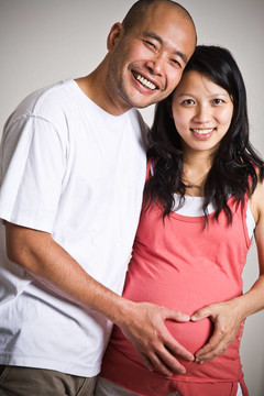 亞洲的夫婦懷孕