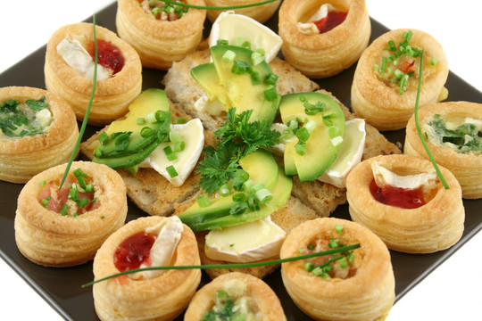 卡門(mén)叮咬和Vol Au Vonts