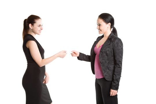 兩女企業(yè)家和名片