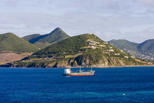 貨船離岸島嶼