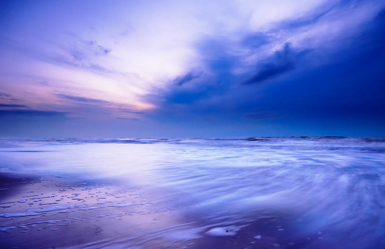 夜里的海洋