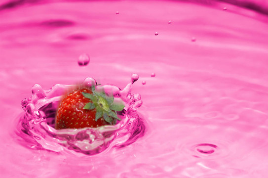 Strawberry lemonade飛濺
