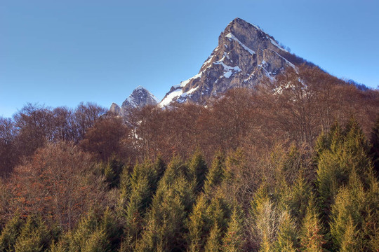 春山