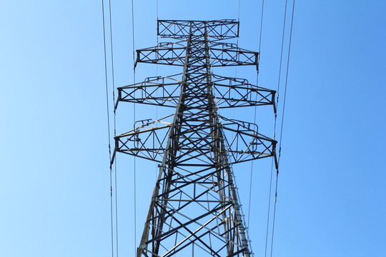 電線塔