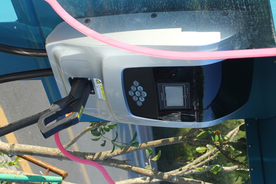 電動(dòng)汽車充電