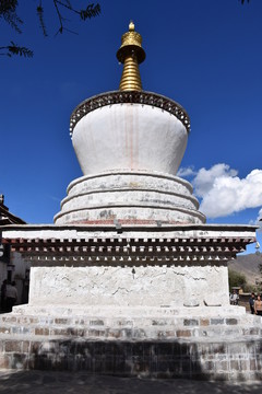 白塔