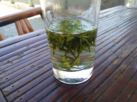 沖泡綠茶