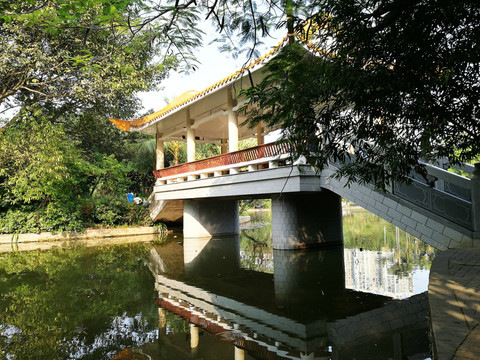 羅湖洪湖公園
