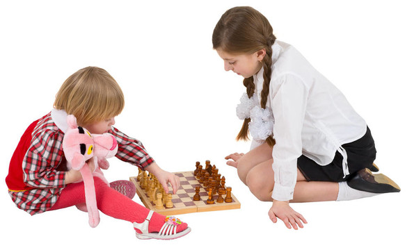 小女孩教小女孩下棋