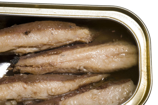 沙丁油魚去皮去骨