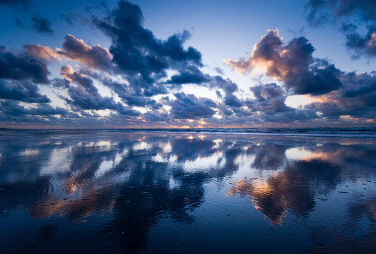 夜里的海洋
