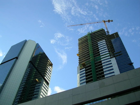 建設(shè)中的商業(yè)建筑