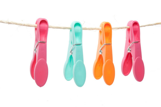 pegs1