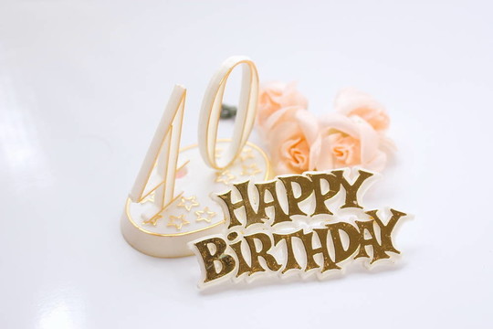 第四十女生日標(biāo)志