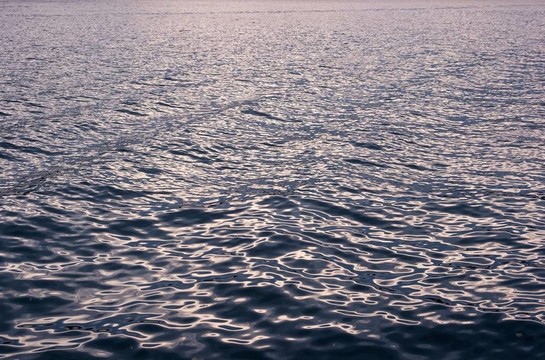 水