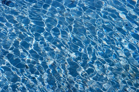 水