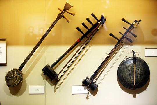 板胡 京胡 二胡