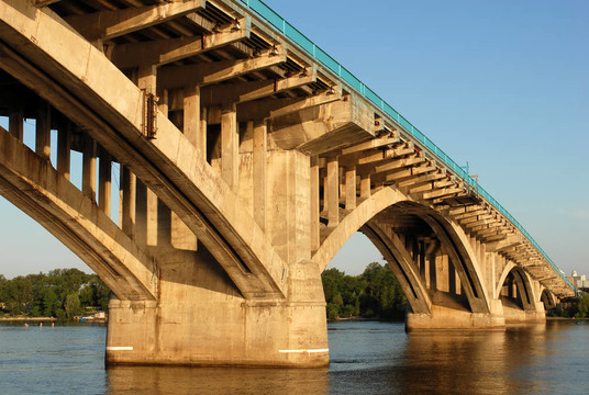 地鐵橋；基輔；UA