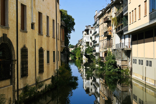 狹窄的街道；Padova；意大利