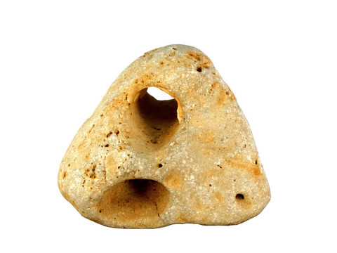 有洞的石頭