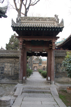 南門 敕修禮拜寺