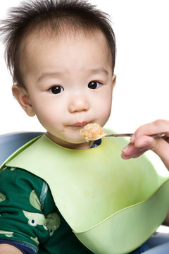 嬰兒喂養(yǎng)的時間