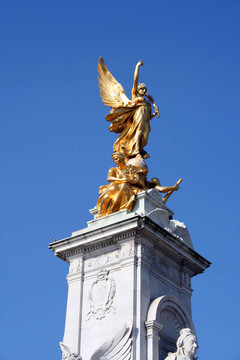 Queen Victoria Statue在倫敦白金漢宮