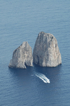 faraglioni