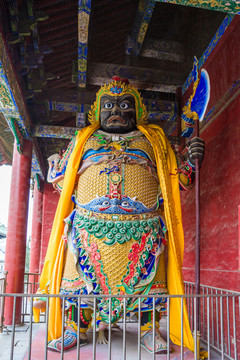 金裝神像