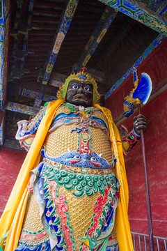 金裝神像