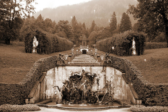 海王星噴泉在Schloss Linderhof