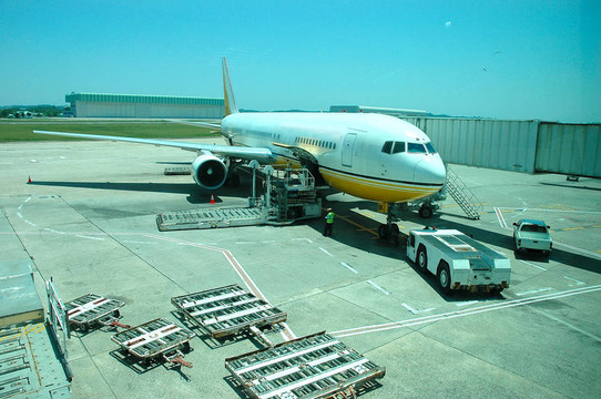 飛機(jī)