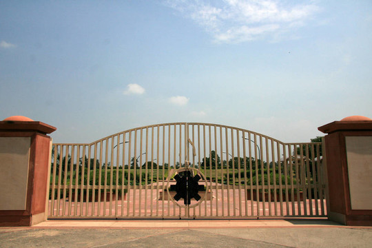 Raj Ghat；德令哈市；印度